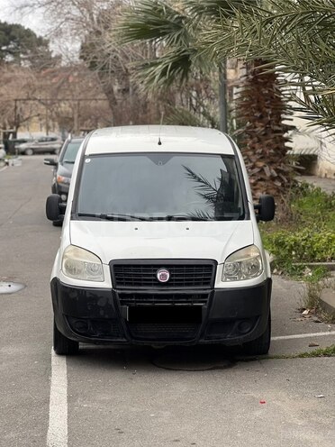 Fiat Doblo 2011, 220,000 km - 1.4 l - Bakı