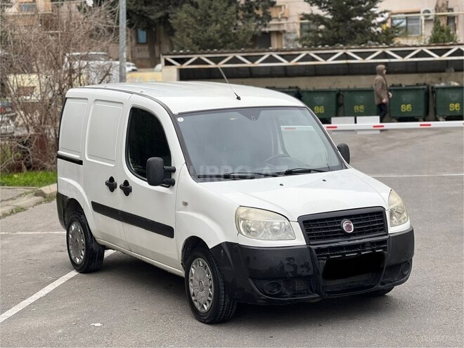 Fiat Doblo 2011, 220,000 km - 1.4 l - Bakı