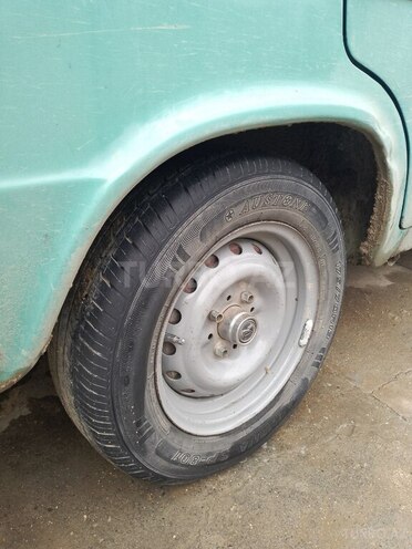 LADA (VAZ) 2106 1989, 300,000 km - 1.3 l - Şirvan