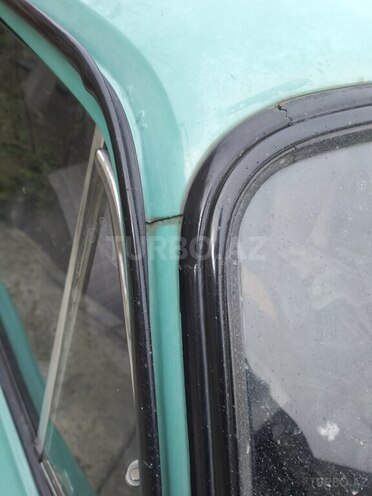 LADA (VAZ) 2106 1989, 300,000 km - 1.3 l - Şirvan