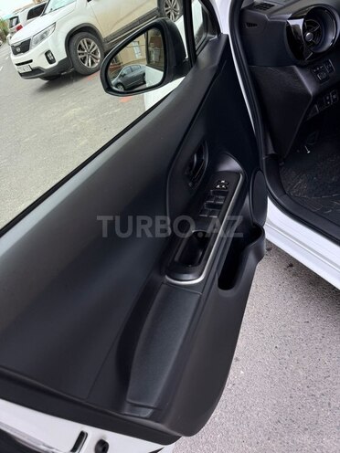 Toyota Aqua 2019, 86,000 km - 1.5 l - Bakı