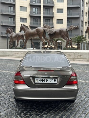 Mercedes E 220 2006, 316,000 km - 2.2 l - Bakı