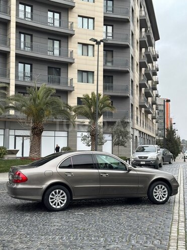 Mercedes E 220 2006, 316,000 km - 2.2 l - Bakı