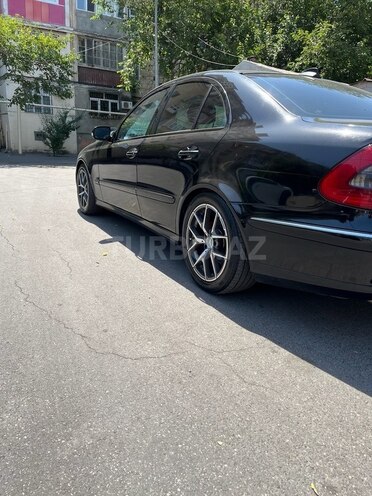 Mercedes E 220 2003, 425,380 km - 2.2 l - Bakı