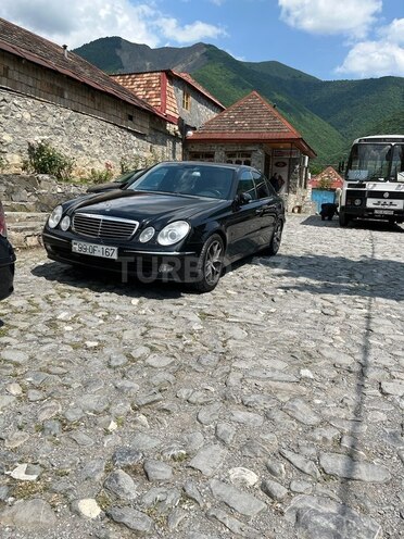 Mercedes E 220 2003, 425,380 km - 2.2 l - Bakı