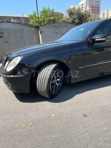 Mercedes E 220 2003, 425,380 km - 2.2 l - Bakı