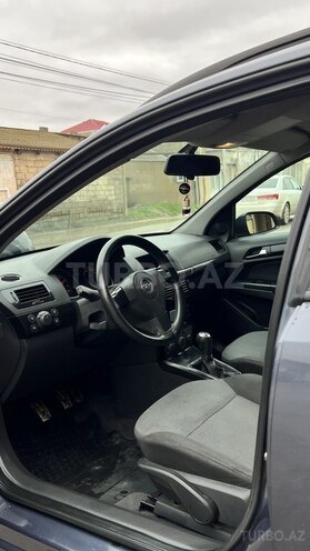 Opel Astra 2005, 280,000 km - 1.4 l - Bakı