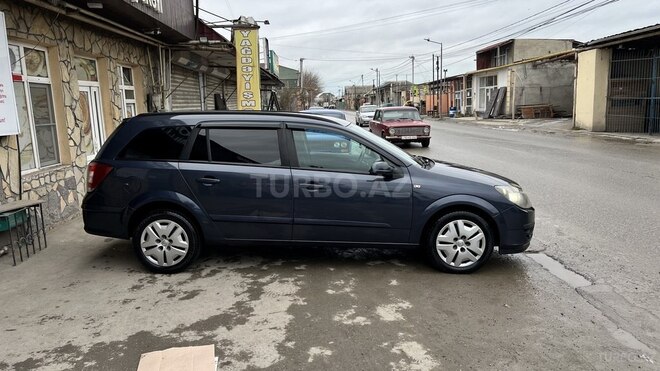 Opel Astra 2005, 280,000 km - 1.4 l - Bakı