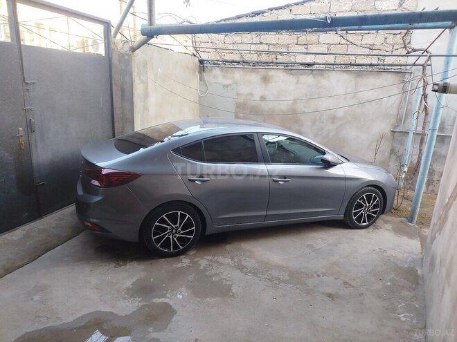 Hyundai Elantra 2018, 58,000 km - 2.0 l - Bakı
