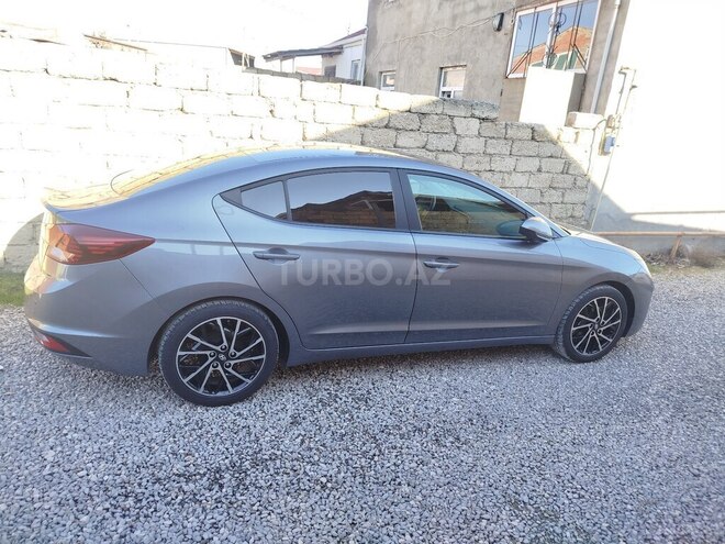 Hyundai Elantra 2018, 58,000 km - 2.0 l - Bakı
