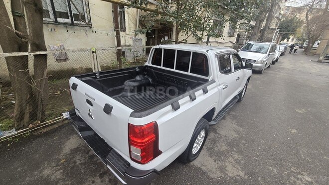 Mitsubishi L200 2024, 81,954 km - 2.4 л - Bakı