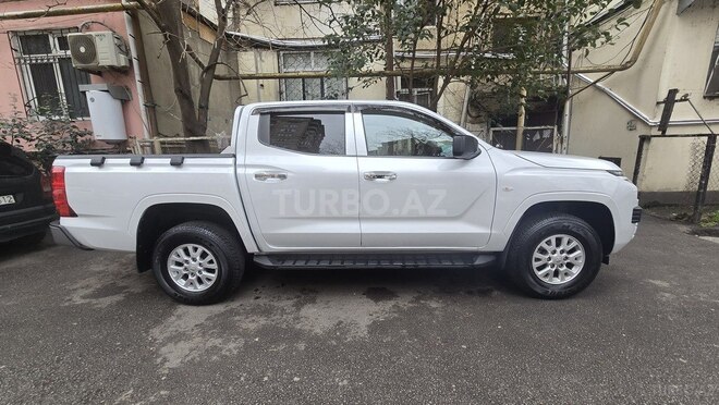 Mitsubishi L200 2024, 81,954 km - 2.4 л - Bakı
