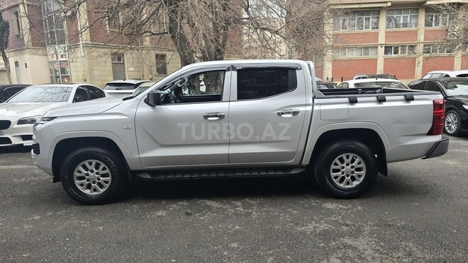 Mitsubishi L200 2024, 81,954 km - 2.4 л - Bakı