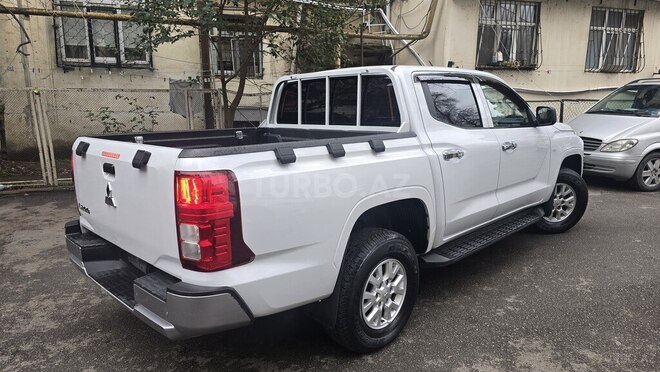 Mitsubishi L200 2024, 81,954 km - 2.4 л - Bakı