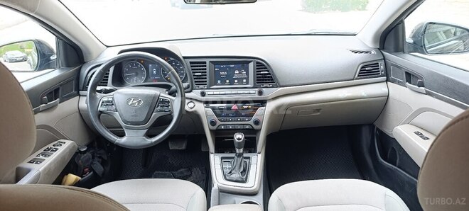 Hyundai Elantra 2017, 185,000 km - 2.0 l - Bakı