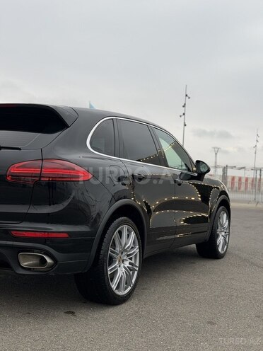 Porsche Cayenne S-5