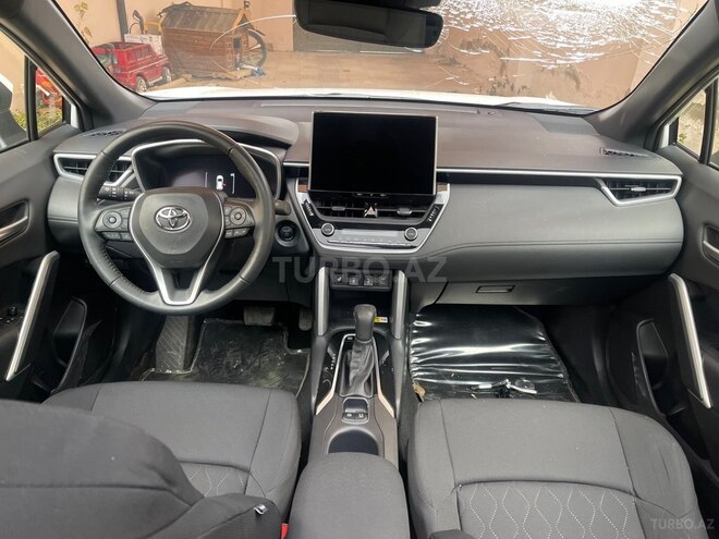 Toyota Corolla Cross 2024, 23,541 km - 2.0 l - Bakı