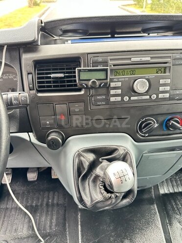 Ford Transit 2009, 270,000 km - 2.4 l - Bakı