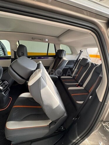 Volkswagen ID.6 Crozz 2022, 21,000 km - 0.0 l - Bakı