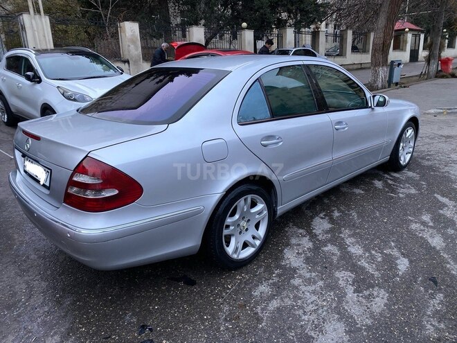 Mercedes E 220 2006, 377,000 km - 2.2 l - Bakı