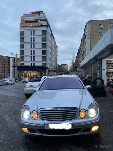Mercedes E 220 2006, 377,000 km - 2.2 l - Bakı