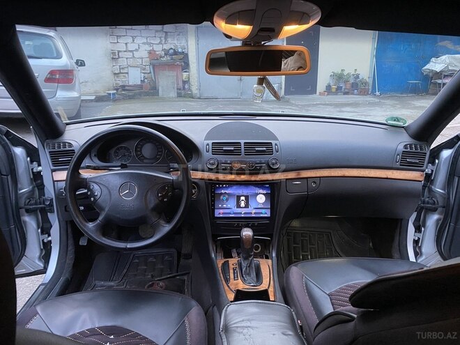 Mercedes E 220 2006, 377,000 km - 2.2 l - Bakı