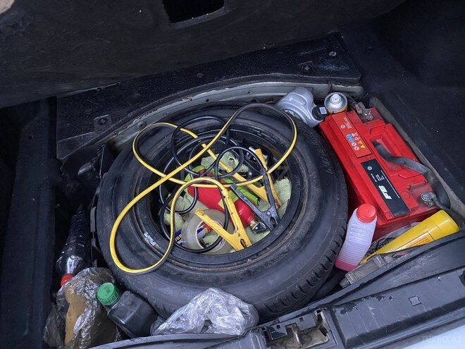 Mercedes E 220 2006, 377,000 km - 2.2 l - Bakı