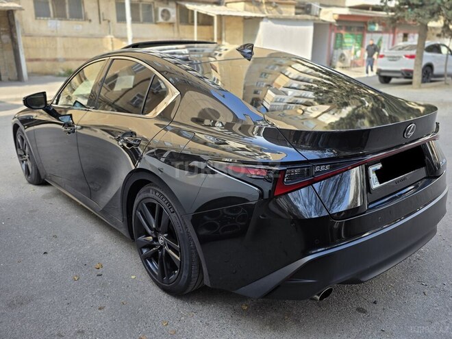 Lexus IS 300-4
