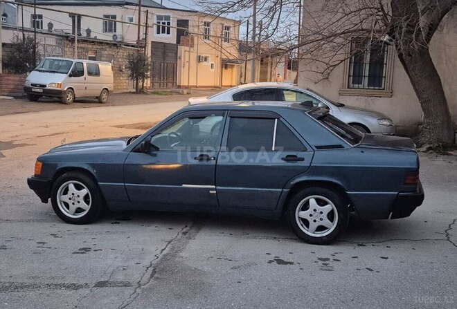Mercedes 190 1990, 235,000 km - 2.0 l - Bakı