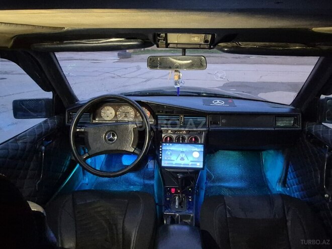 Mercedes 190 1990, 235,000 km - 2.0 l - Bakı