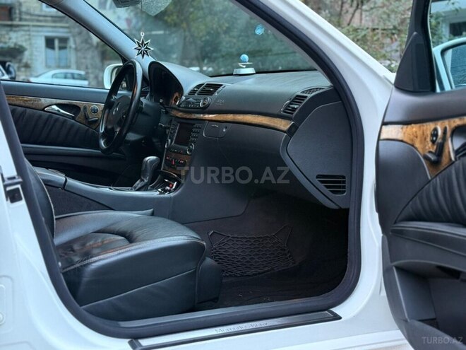 Mercedes E 320 2004, 290,000 km - 3.2 l - Bakı