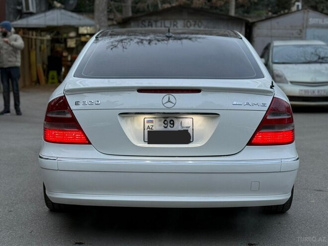 Mercedes E 320 2004, 290,000 km - 3.2 l - Bakı