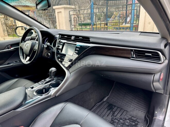 Toyota Camry 2019, 132,500 km - 2.5 л - Bakı