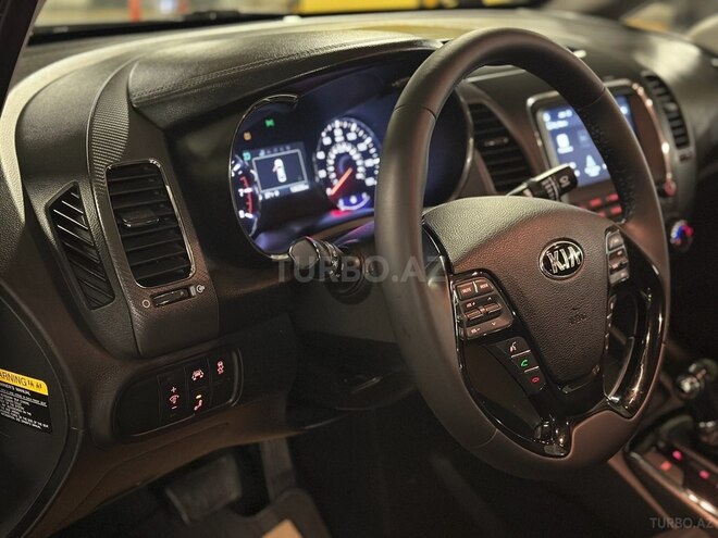 Kia Forte 2017, 130,000 km - 2.0 l - Gəncə