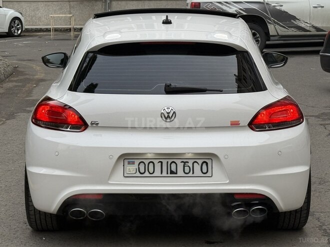 Volkswagen Scirocco R-2