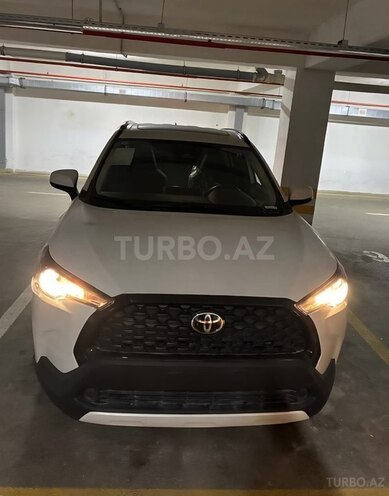 Toyota Corolla Cross-1