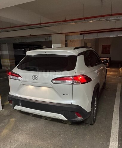 Toyota Corolla Cross-2