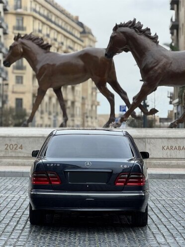 Mercedes E 270 2000, 478,550 km - 2.7 l - Bakı