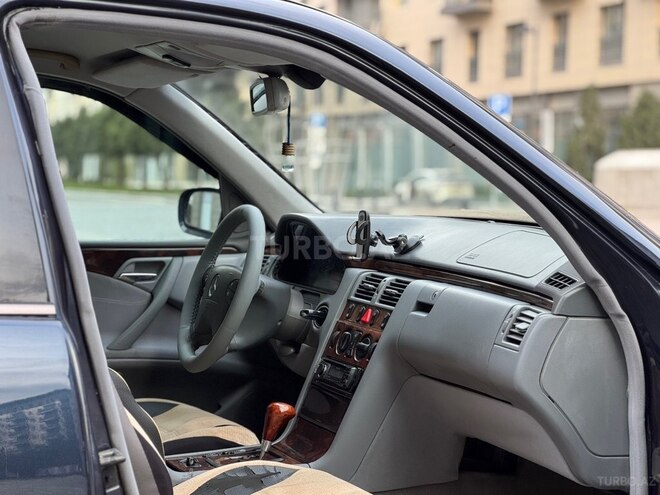 Mercedes E 270 2000, 478,550 km - 2.7 l - Bakı