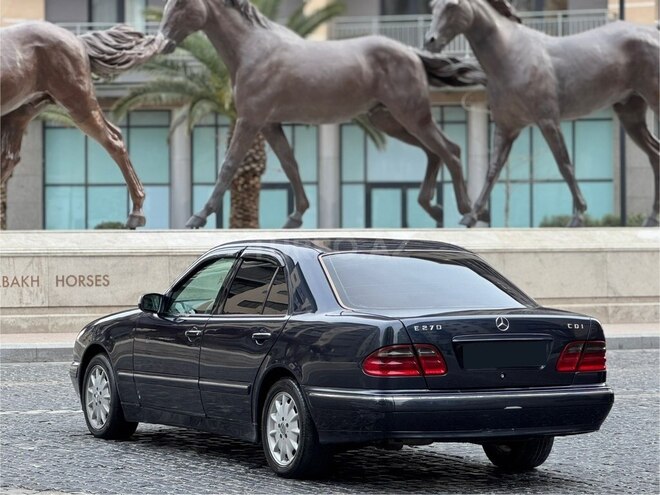 Mercedes E 270 2000, 478,550 km - 2.7 l - Bakı