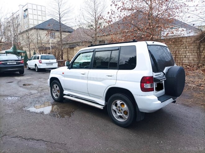 Mitsubishi Pajero io 2000, 398,564 km - 2.0 l - Gəncə