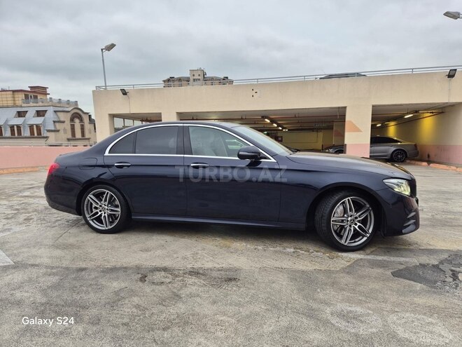 Mercedes E 450 4MATIC-3