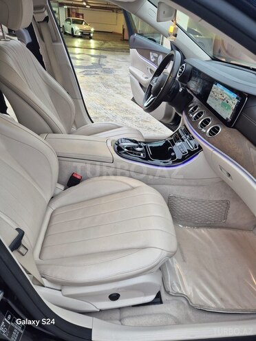 Mercedes E 450 4MATIC-8