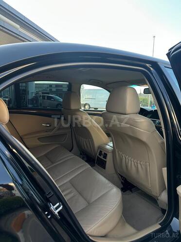 BMW 530-11