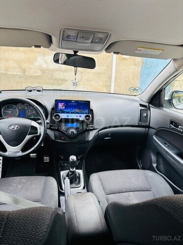 Hyundai i30 2010, 357,000 km - 1.6 л - Bakı