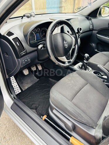 Hyundai i30 2010, 357,000 km - 1.6 л - Bakı