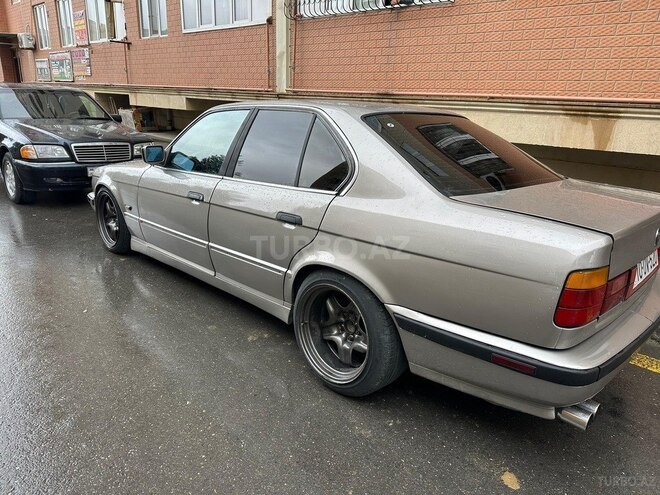 BMW 525 1992, 340,000 km - 2.5 l - Bakı