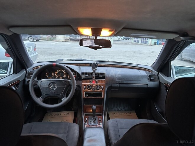 Mercedes C 200 1995, 246,521 km - 2.0 l - Bakı