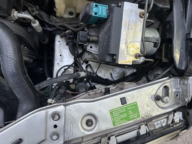 Mercedes C 200 1995, 246,521 km - 2.0 l - Bakı