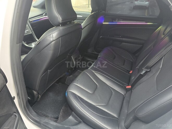 Ford Fusion (North America) 2017, 158,400 km - 2.0 л - Bakı